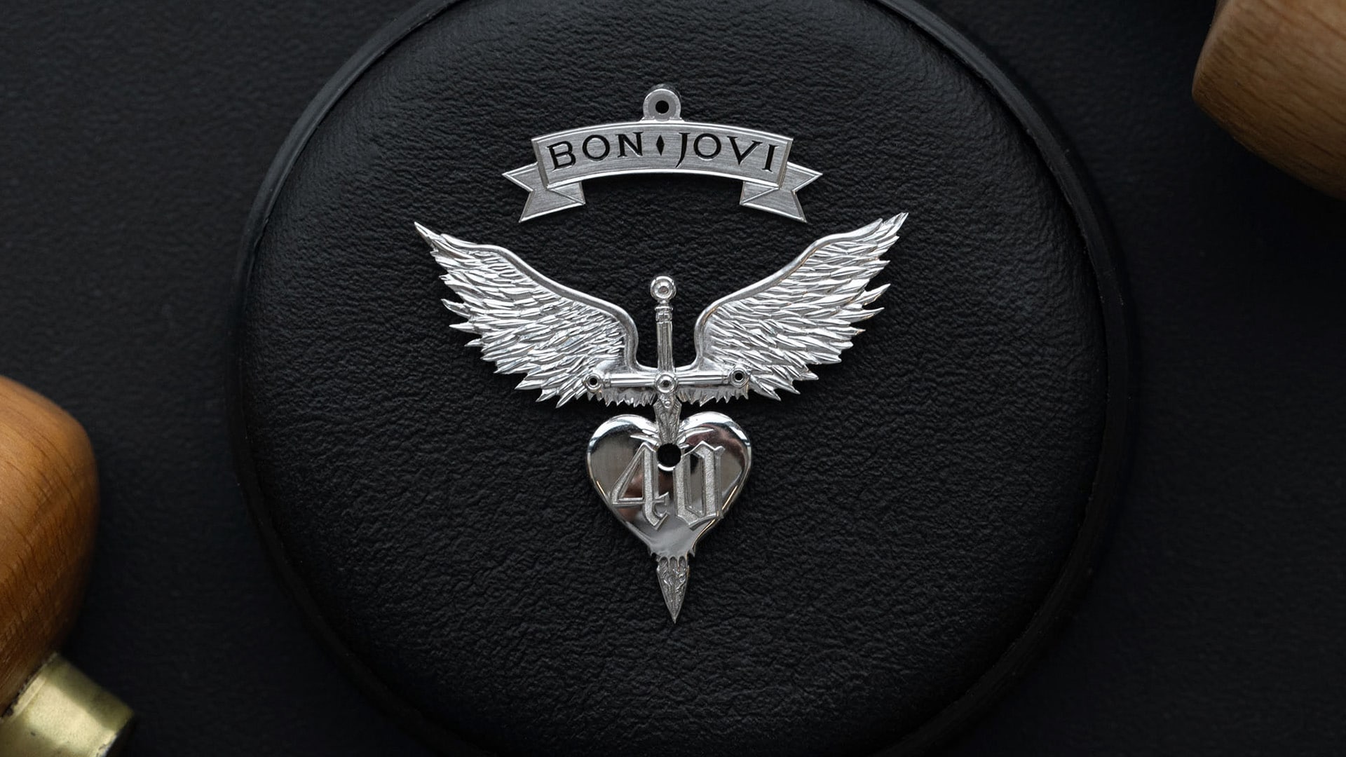 陀飞轮镂空红金腕表Bon Jovi特别款